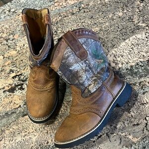 ITASCA Boots